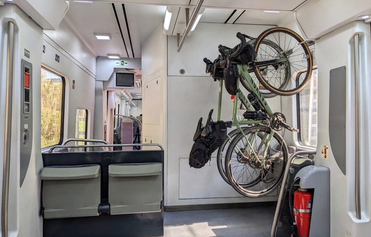 Fietsplaatsen in trein