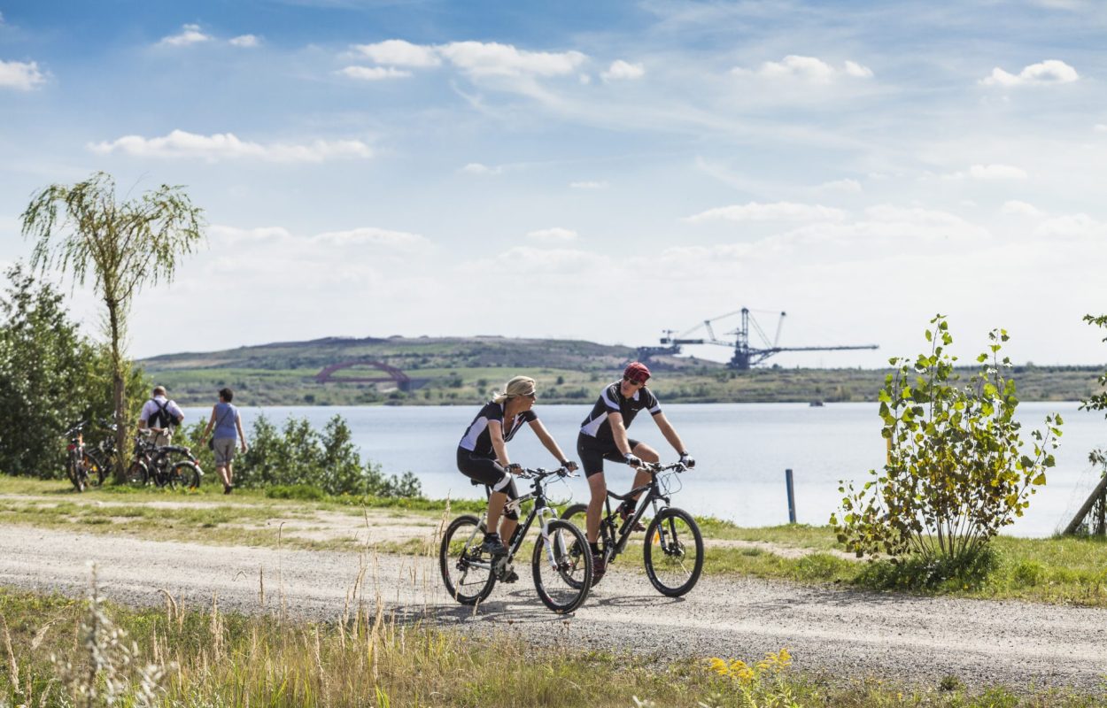 Radfahrer am Markkleeberger See © Christian Hüller Fotografie